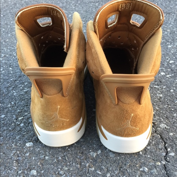 Jordan 6 “ wheats “ size 10 - Picture 5 of 6